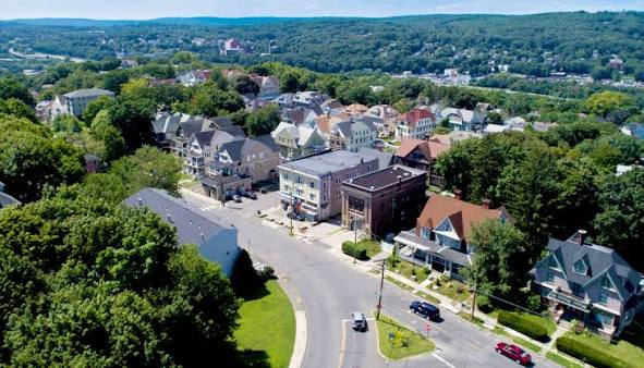 Carpentry services in Waterbury, Connecticut